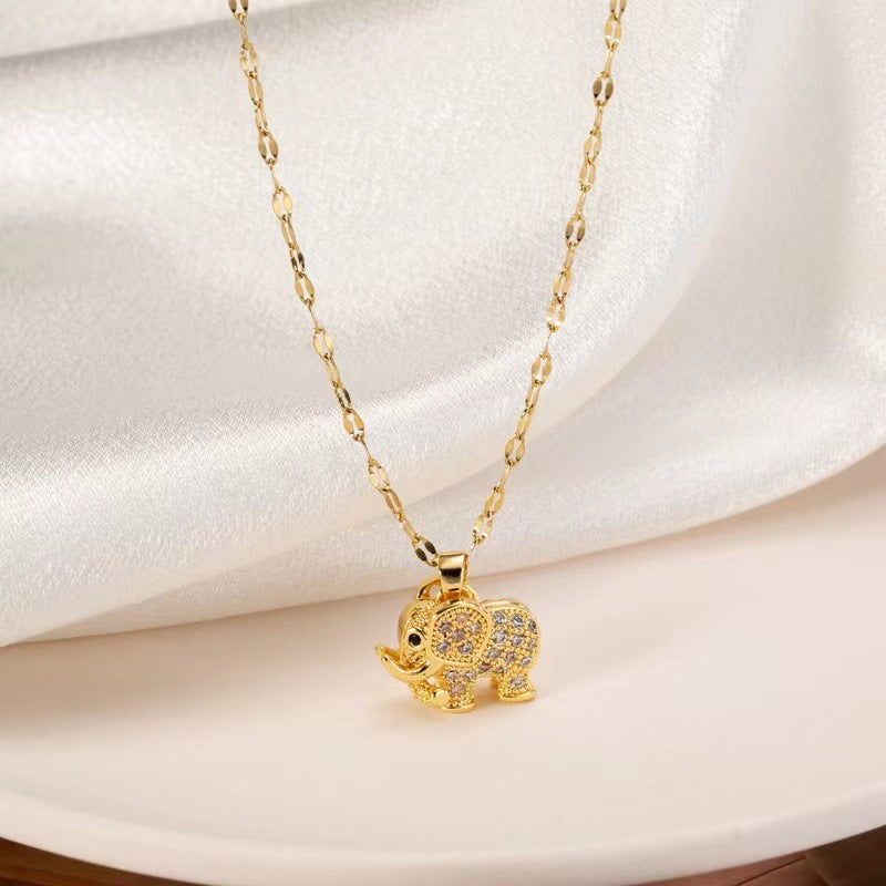 LOVVE Elephant Necklace