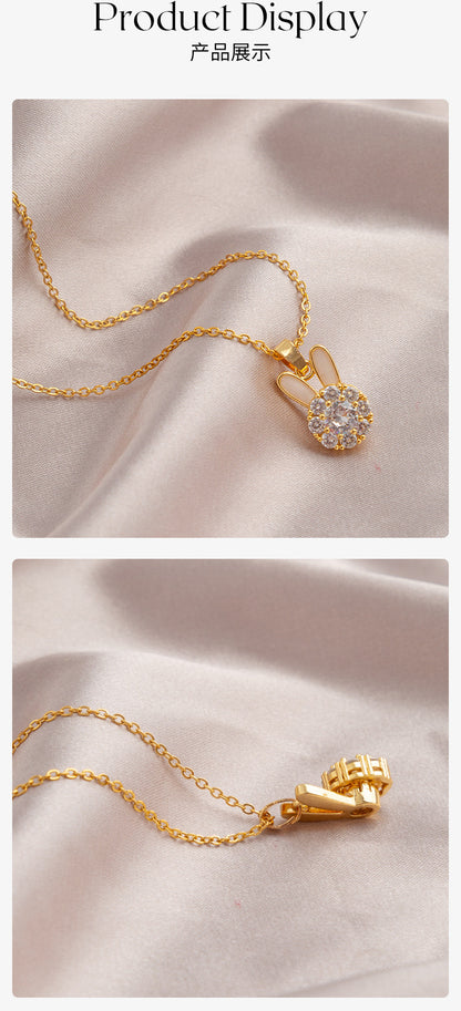 LOVVE Sparkling Bunny Pendant